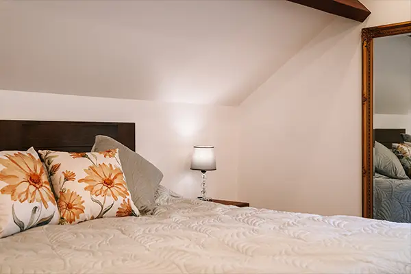 Chambre Maison d'Amis configurable avec lit double 180 cm ou lits simples jumeaux