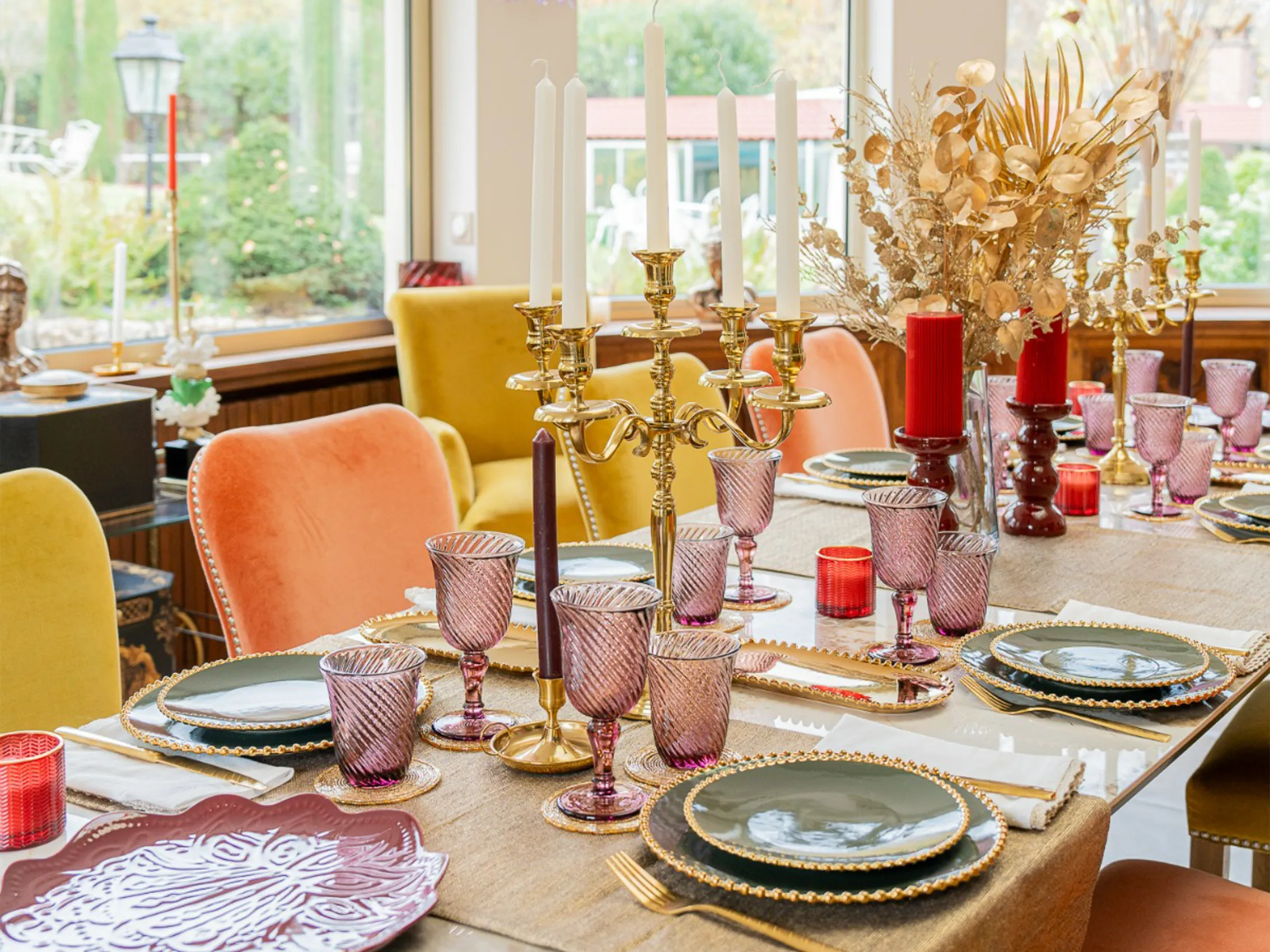 Couverts sur table avec chandeliers Villa Clairemaison domaine